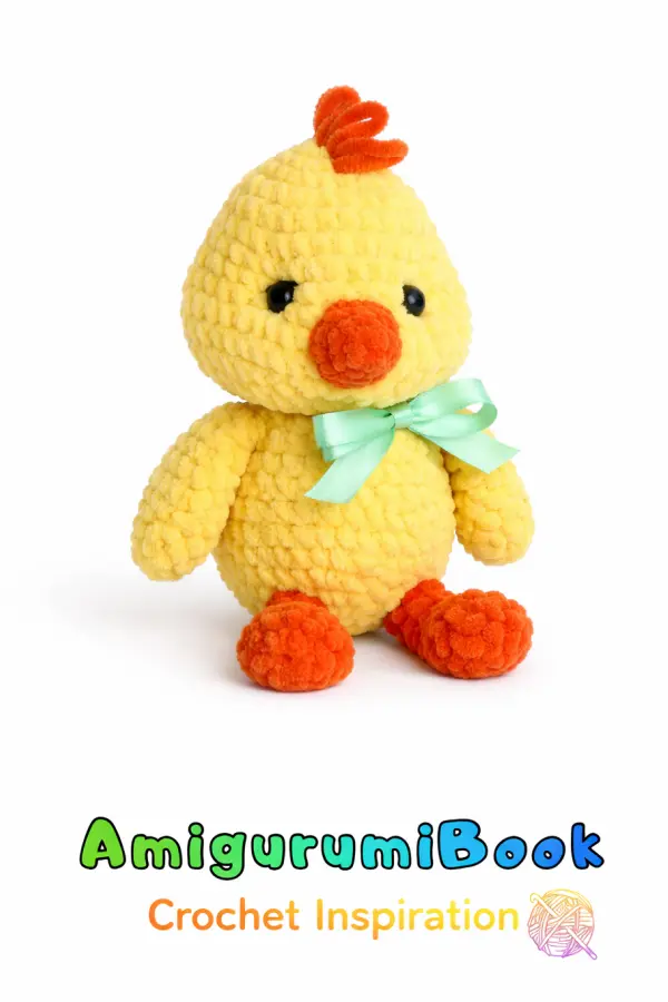 Handmade chick amigurumi crochet pattern finished plush chicken